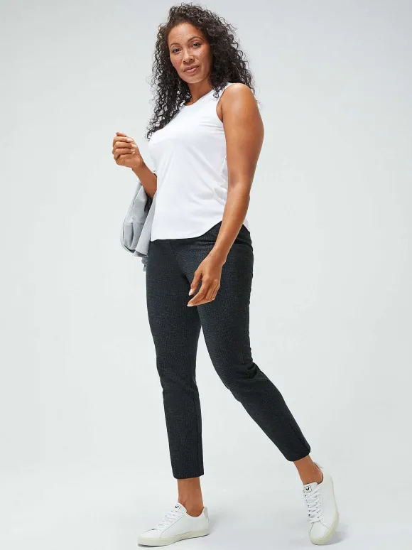 Women'S Ministry of Supply White Women'S Previous Generation Luxe Touch Tank